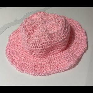 Crochet bucket hat
